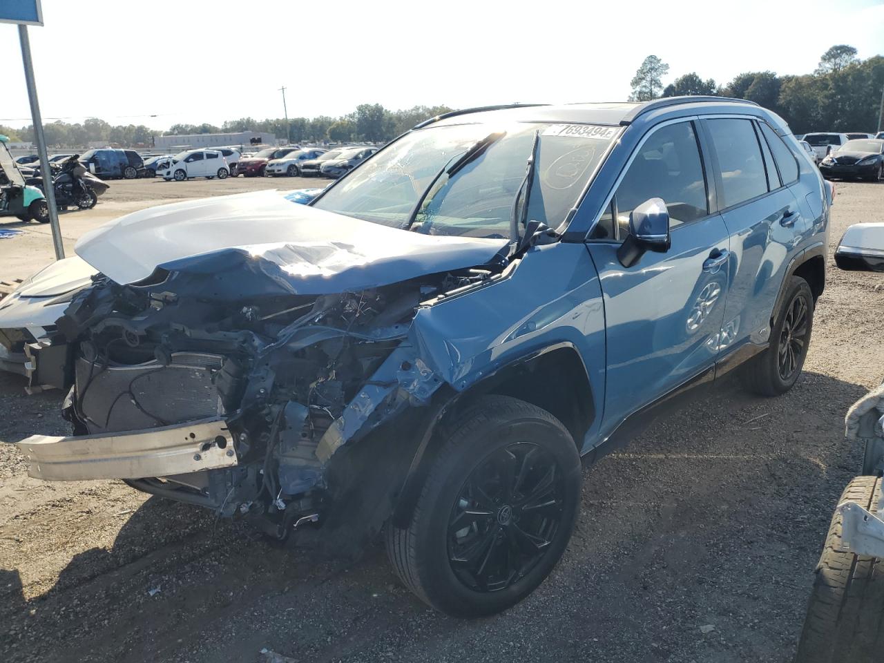 2022 Toyota RAV 4 VIN 4T3T6RFV3NU070288