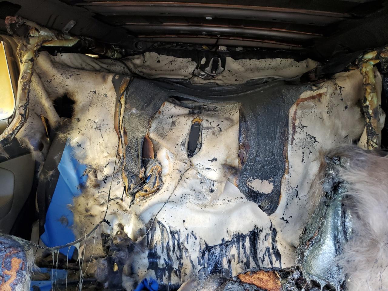 2014 Ford Explorer VIN 1FM5K7D87EGC06810 Copart auction photo, burn / all over damage thumbnail 10