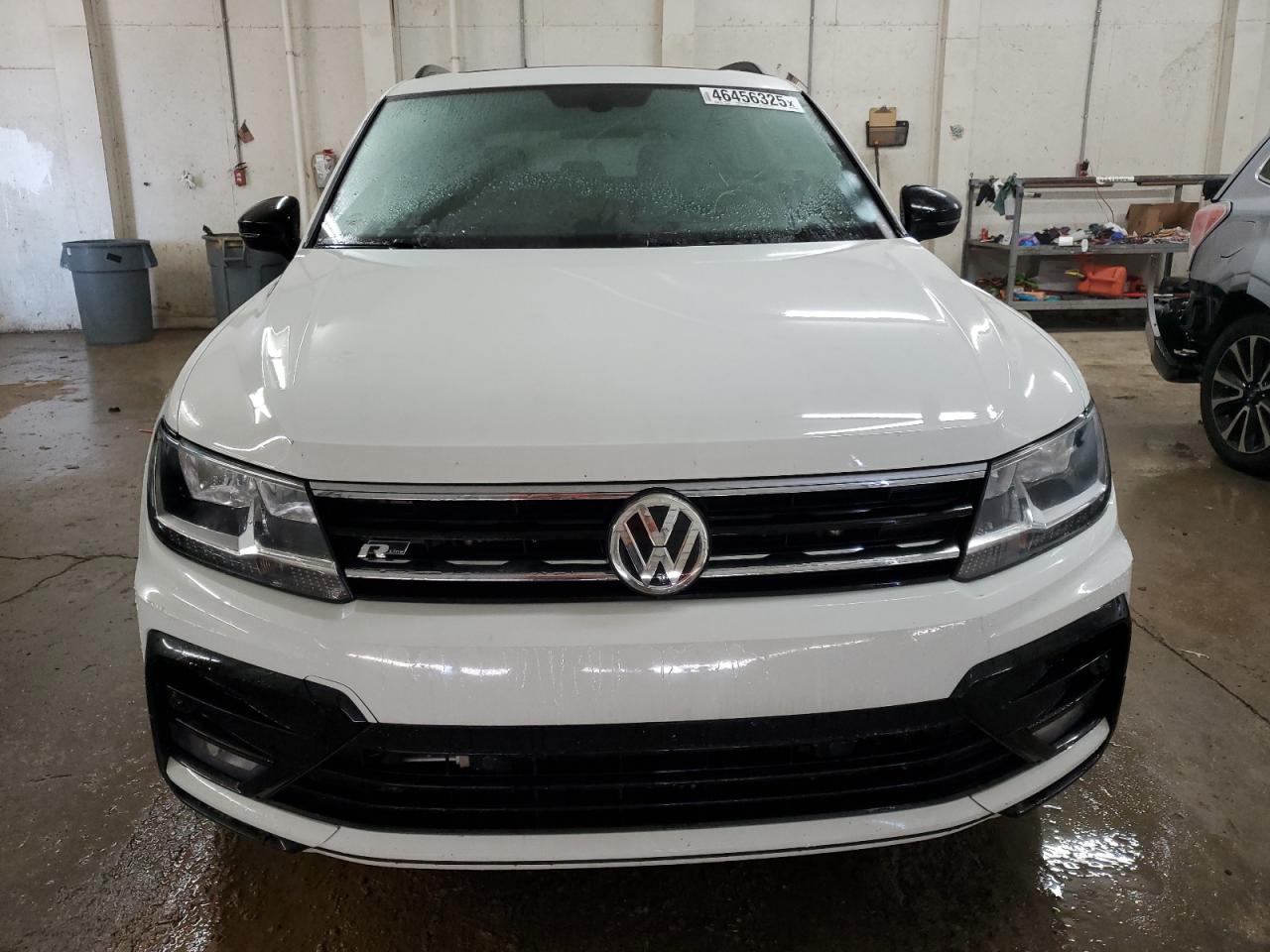 2019 Volkswagen Tiguan VIN 3VV3B7AX6KM105316 Copart auction photo, rear end damage thumbnail 5