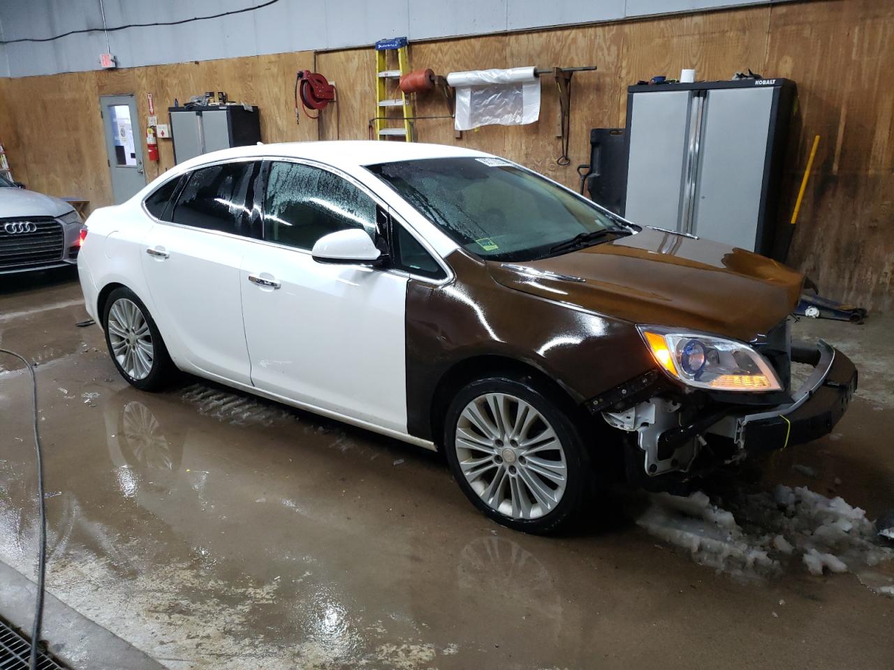 2013 Buick Verano VIN 1G4PR5SK9D4169346 Copart auction photo, front end / minor dent/scratches damage thumbnail 4