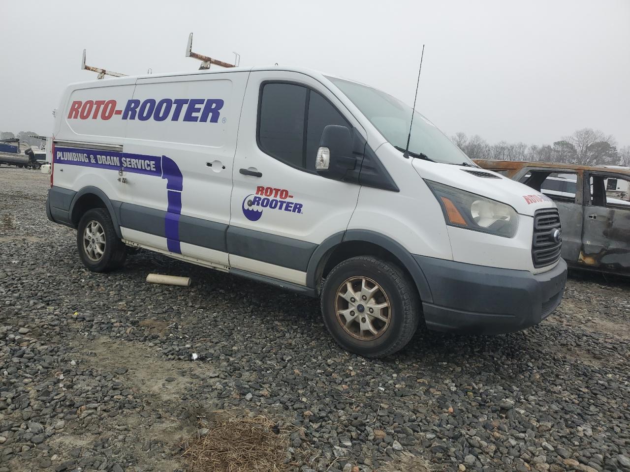 2015 Ford Transit VIN 1FTYR1YG4FKB19439 Copart auction photo, minor dent/scratches damage thumbnail 4