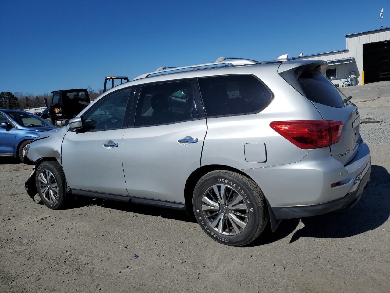 2019 Nissan Pathfinder VIN 5N1DR2MN4KC620887 Copart auction photo, front end damage thumbnail 2