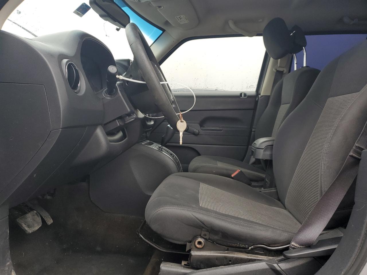 2016 Jeep Liberty (Patriot) VIN 1C4NJPBB3GD603571 Copart auction photo, rear end damage thumbnail 7