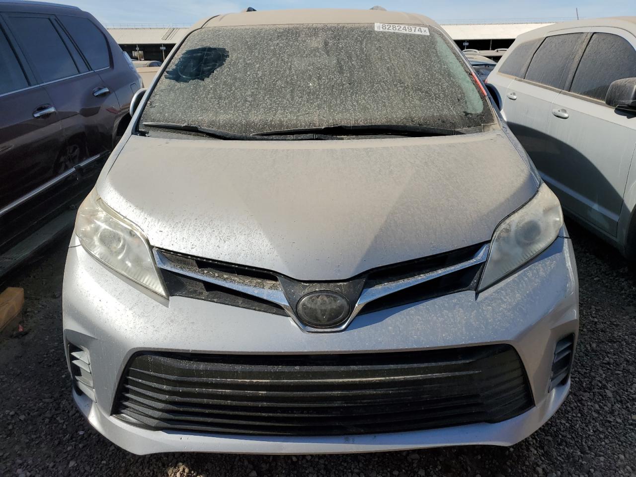 2018 Toyota Sienna VIN 5TDKZ3DC0JS932928 Copart auction photo, rear end damage thumbnail 5