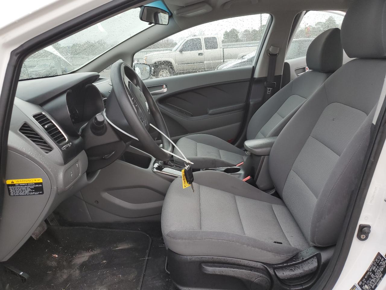 2017 KIA Forte VIN 3KPFK4A74HE075665 Copart auction photo, front end damage thumbnail 7