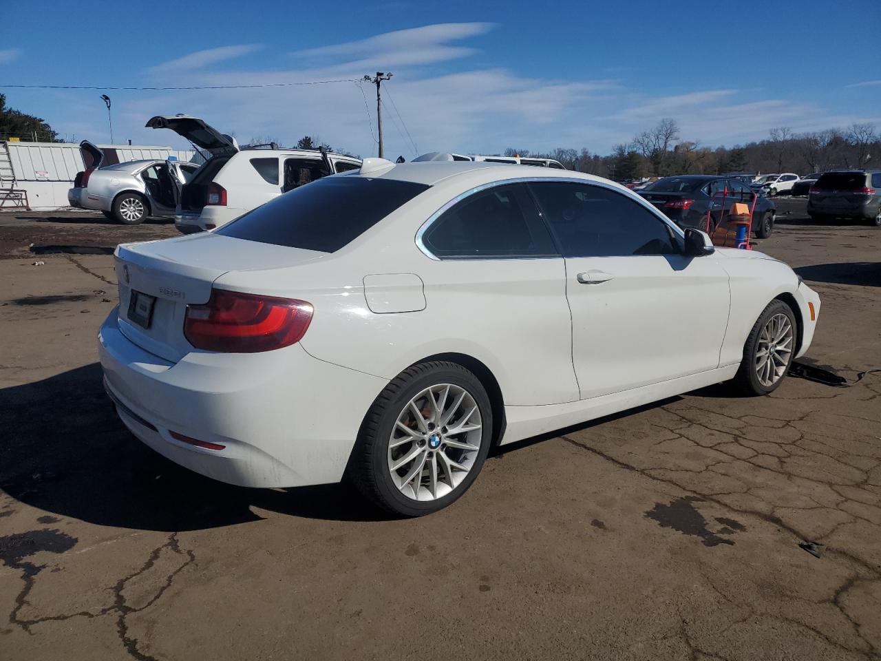 2016 BMW 2er VIN WBA1G9C53GV599689 Copart auction photo, front end damage thumbnail 3