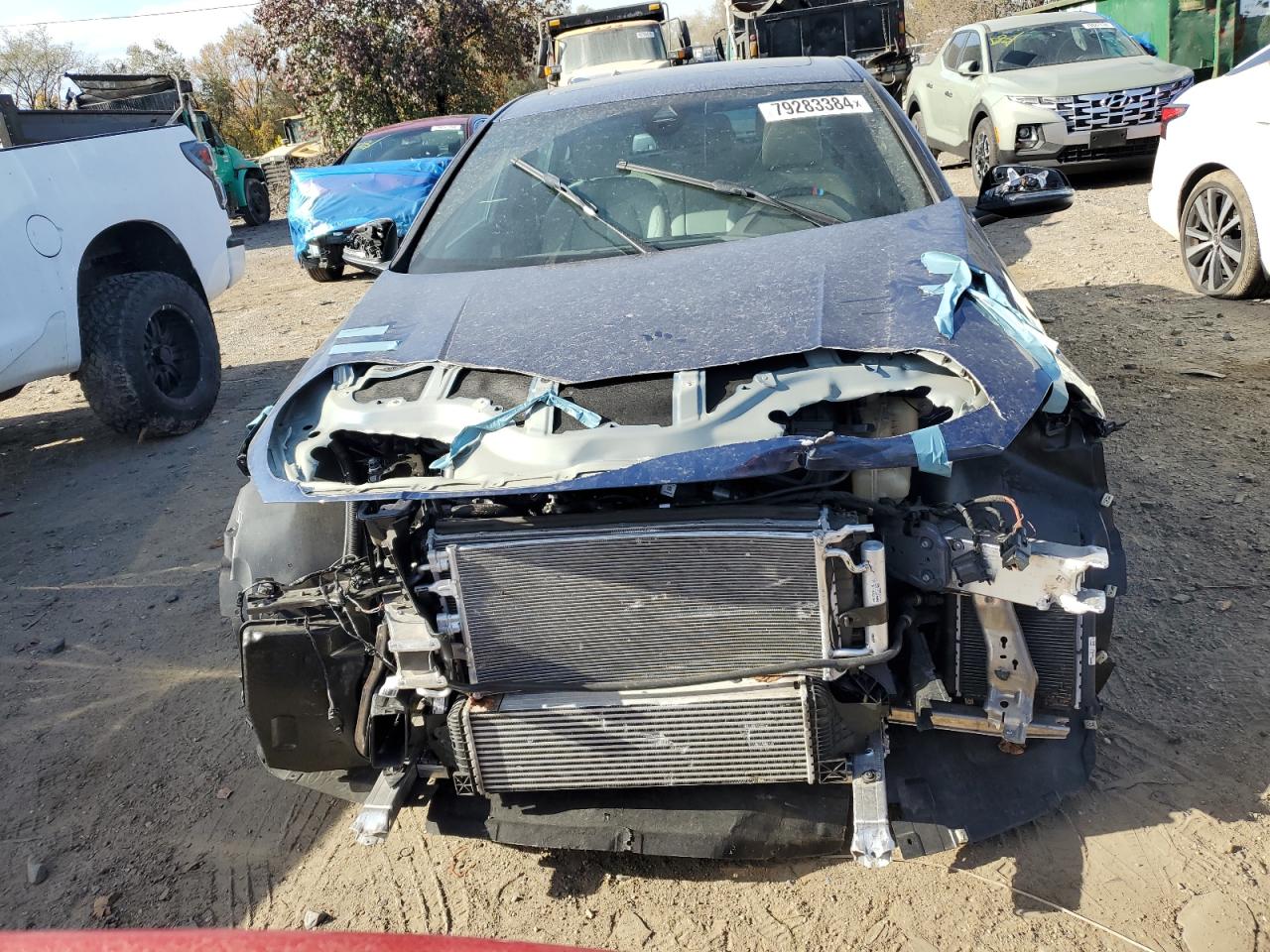 2023 BMW 2er VIN WBA73AK05P7L47606 Copart auction photo, front end / minor dent/scratches damage thumbnail 5
