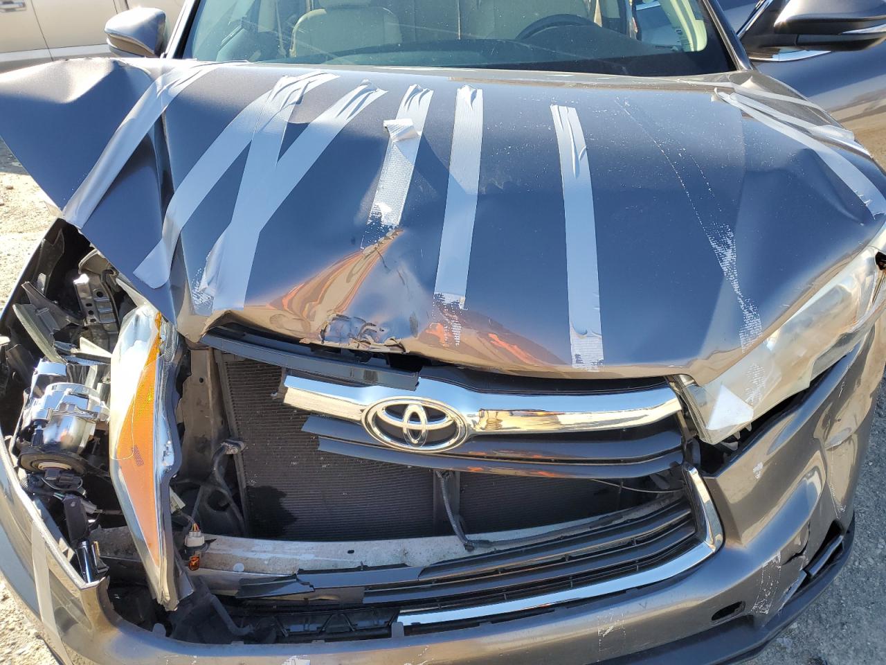 2014 Toyota Highlander VIN 5TDZKRFH1ES022855 Copart auction photo, front end damage thumbnail 14