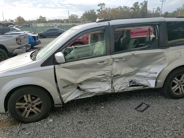 2010 Dodge Caravan VIN 2D4RN6DX4AR390212 Copart auction photo, all over damage thumbnail 11