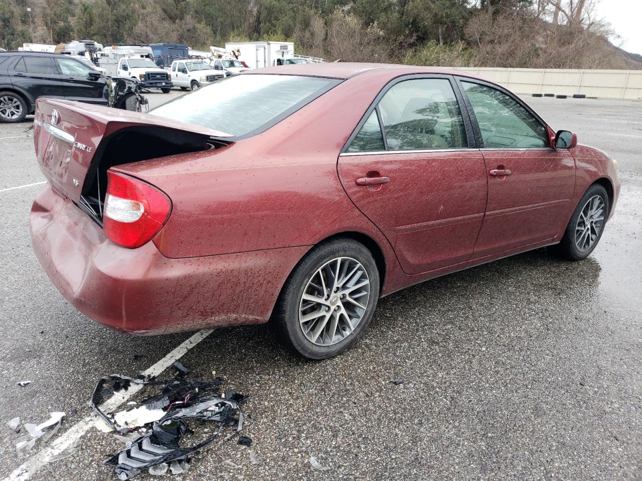 2004 Toyota Camry VIN 4T1BF30K34U080916 Copart auction photo, rear end damage thumbnail 3