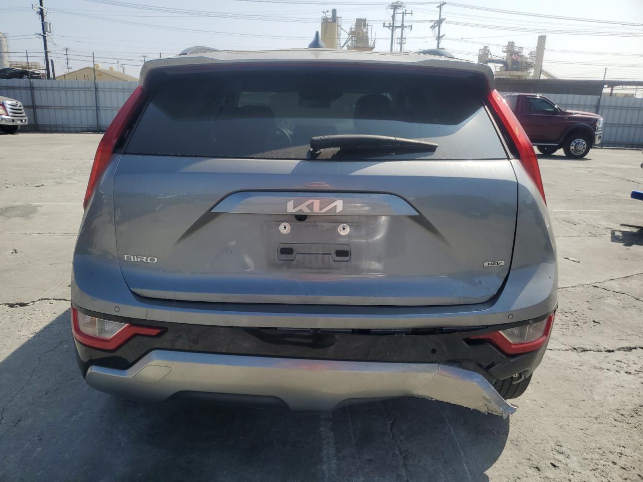 2023 KIA Niro VIN KNDCR3LE9P5043468 Copart auction photo, rear end damage thumbnail 6