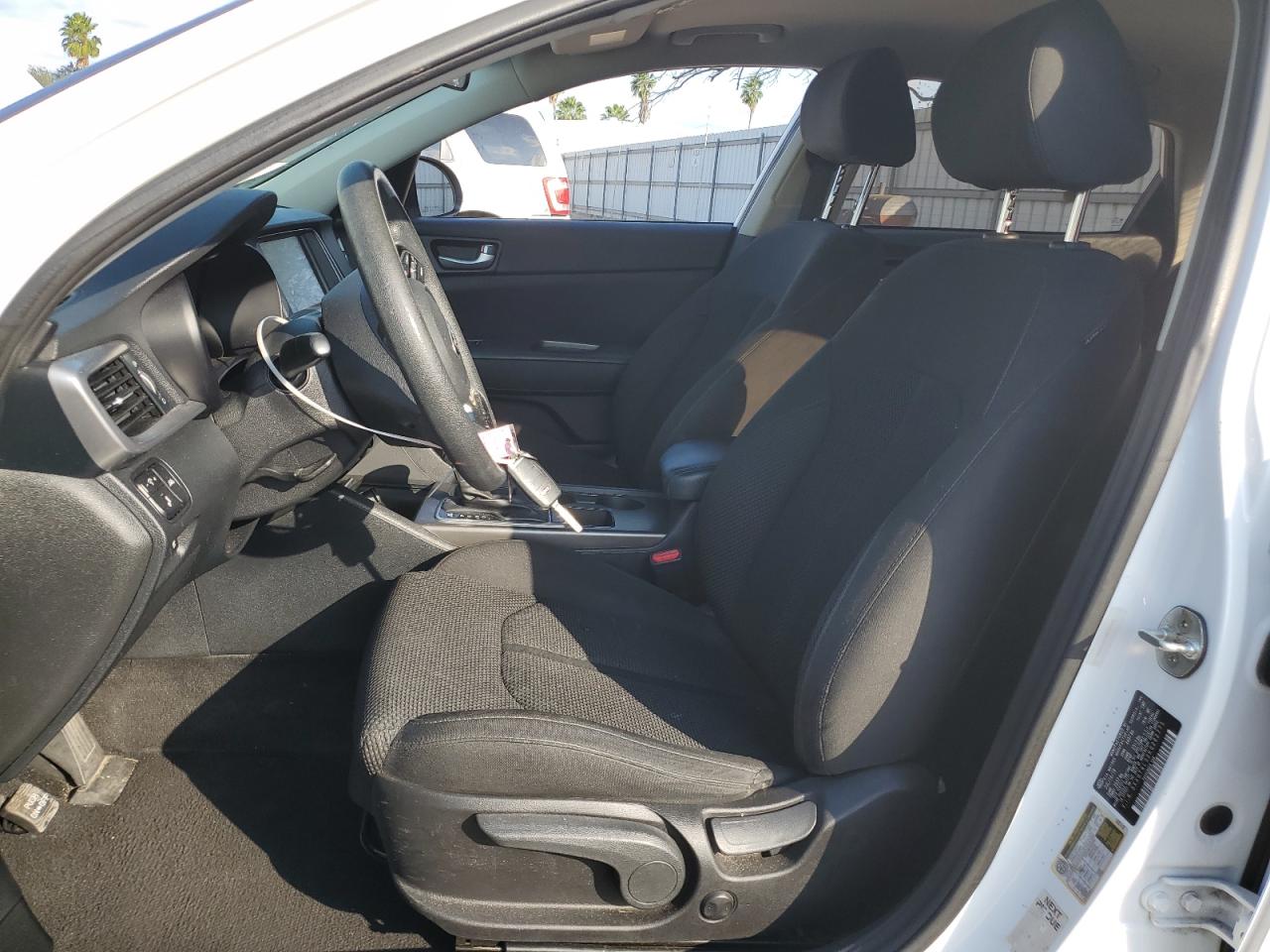 2019 KIA Optima VIN 5XXGT4L32KG282775 Copart auction photo, front end / minor dent/scratches damage thumbnail 7
