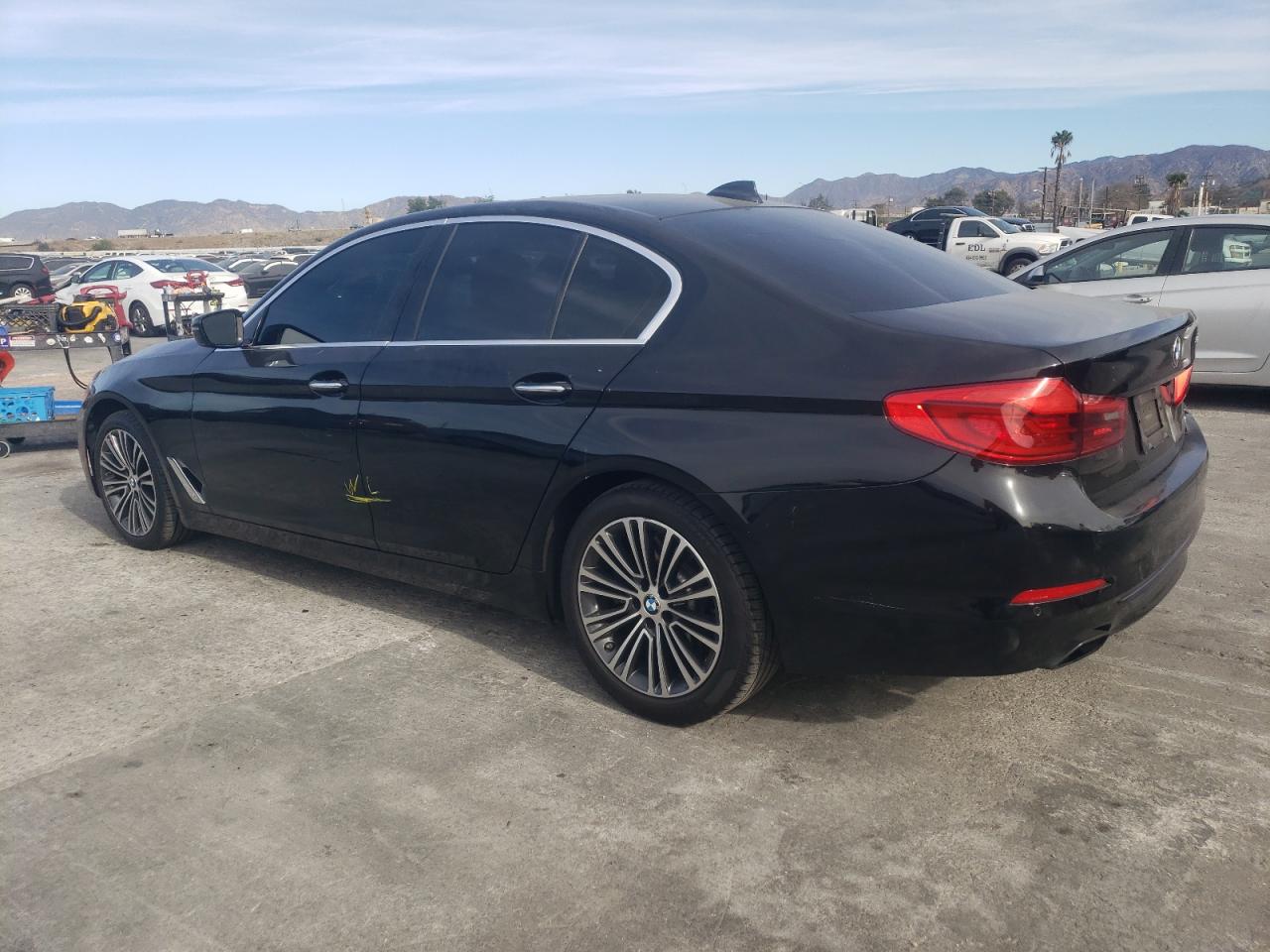 2018 BMW 5er VIN WBAJE5C50JWA97774 Copart auction photo, water/flood damage thumbnail 2