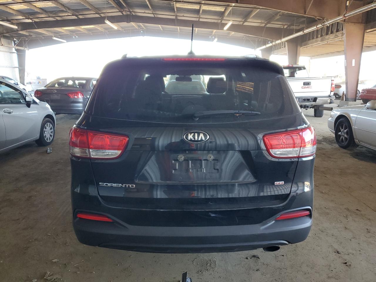 2016 KIA Sorento VIN 5XYPG4A35GG164536 Copart auction photo, front end damage thumbnail 6