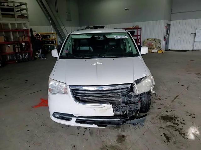 2013 Chrysler Town & Country VIN 2C4RC1BG0DR720554 Copart auction photo, front end damage thumbnail 12