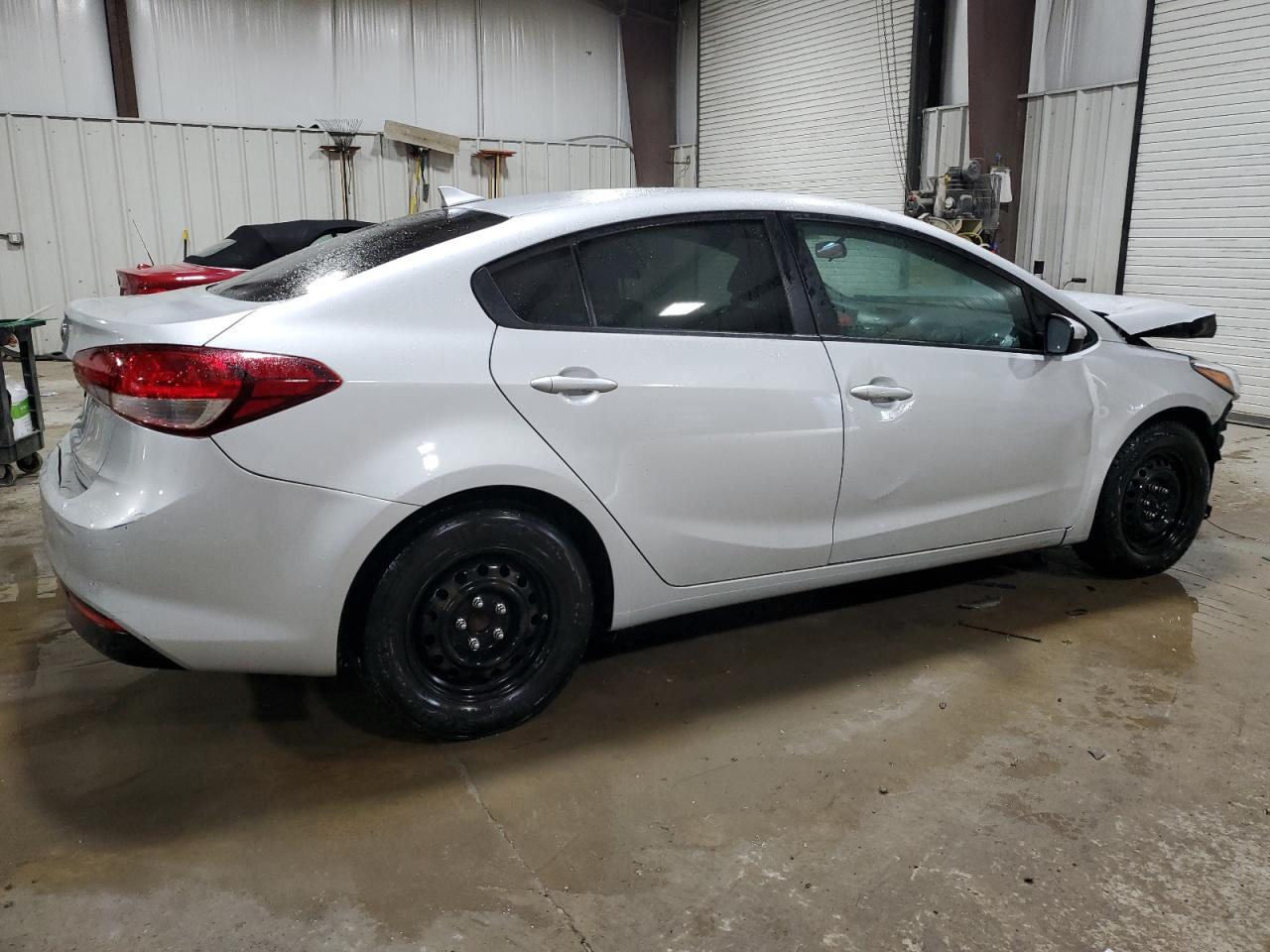 2017 KIA Forte VIN 3KPFK4A76HE091673 Copart auction photo, front end / rear end damage thumbnail 3