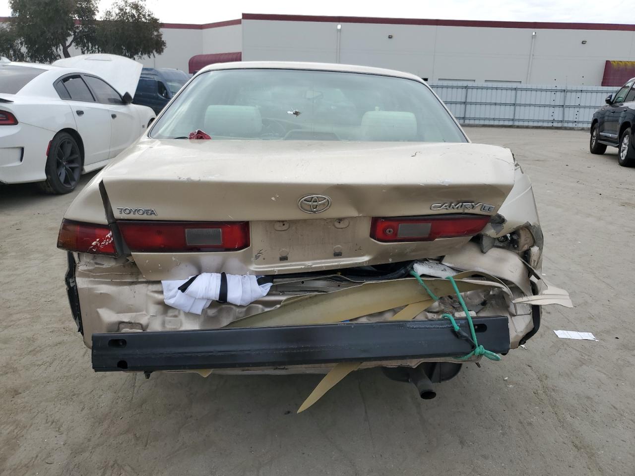 1999 Toyota Camry VIN JT2BG22K2X0329980 Copart auction photo, rear end damage thumbnail 6