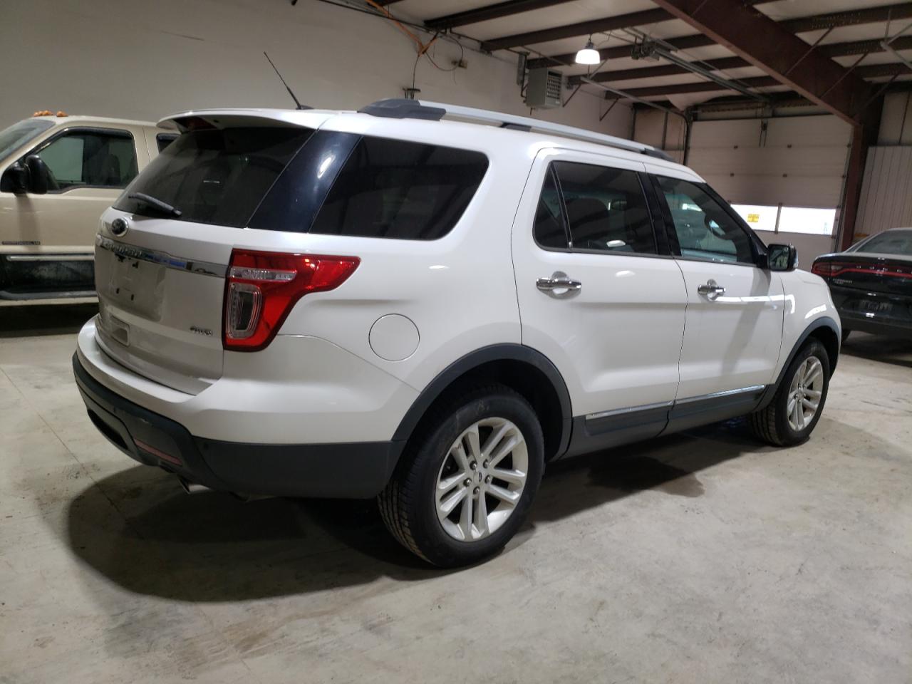 2014 Ford Explorer VIN 1FM5K8D82EGB07754 Copart auction photo, front end damage thumbnail 3