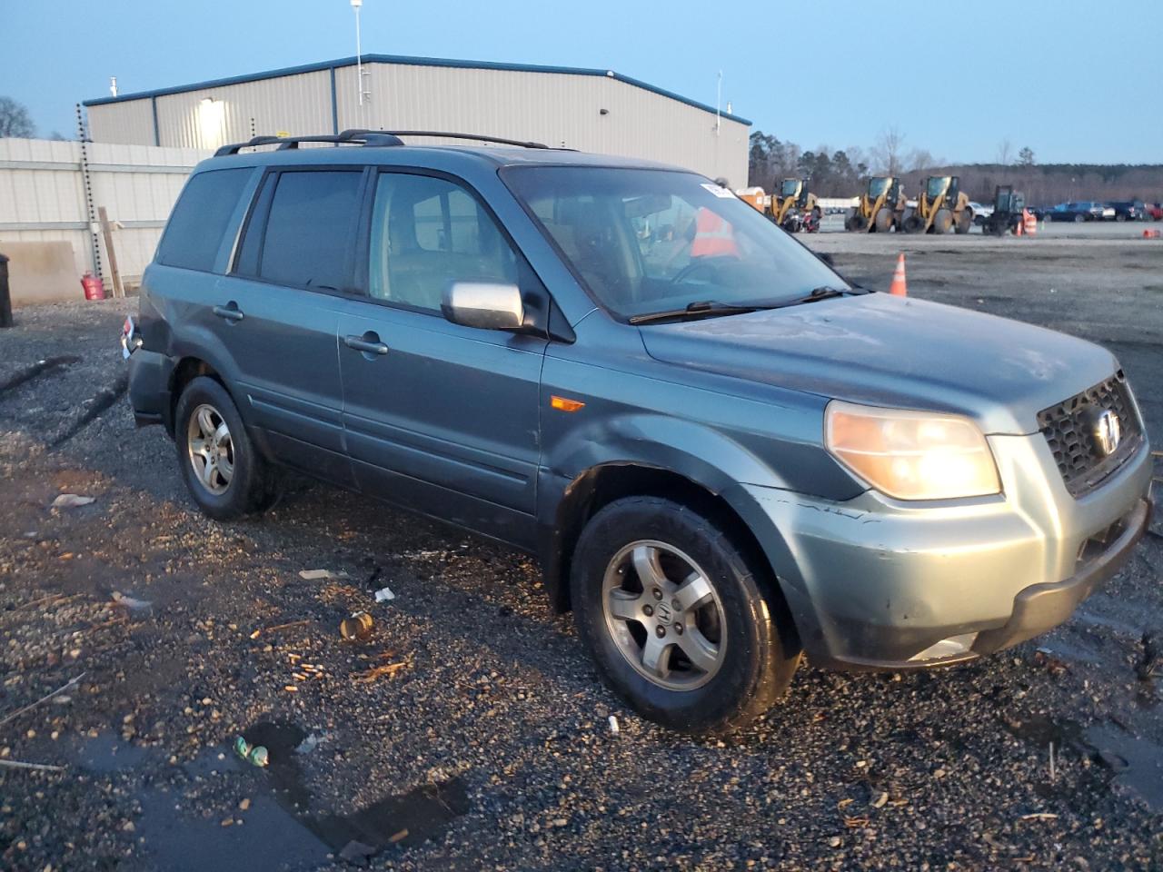 2007 Honda Pilot VIN 5FNYF28697B010883 Copart auction photo, rear end damage thumbnail 4