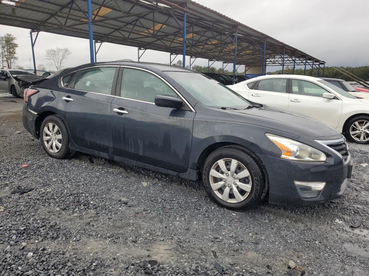 2015 Nissan Altima VIN 1N4AL3AP9FN331542 Copart auction photo, rear end / minor dent/scratches damage thumbnail 4