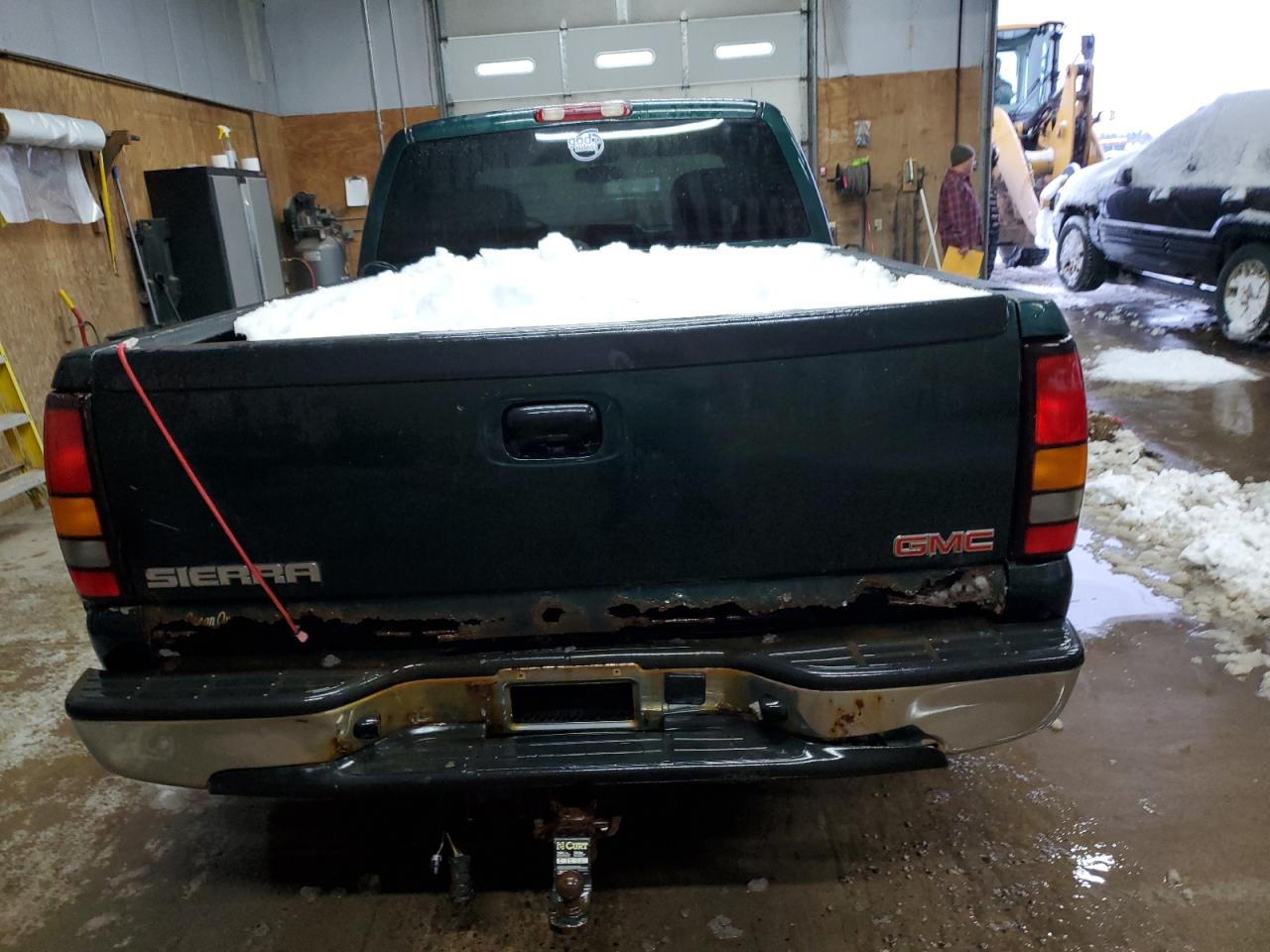 2004 GMC Sierra VIN 2GTEK19T341159110 Copart auction photo, front end / side damage thumbnail 6