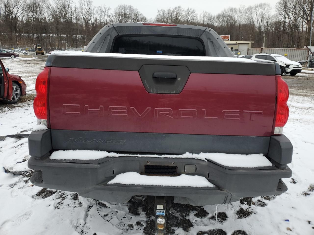 2004 Chevrolet Avalanche VIN 3GNEK12T94G203961 Copart auction photo, front end / minor dent/scratches damage thumbnail 6