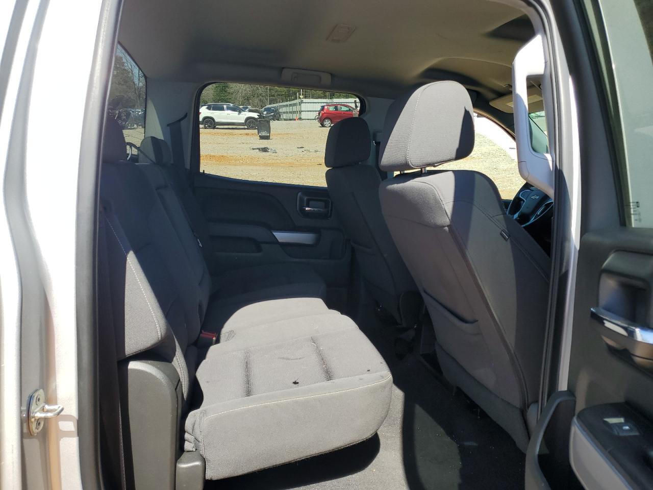 2018 Chevrolet Silverado VIN 3GCUKREC7JG498729 Copart auction photo, front end damage thumbnail 11