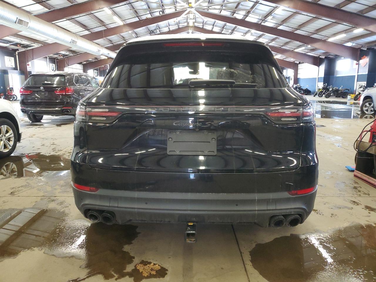 2021 Porsche Cayenne VIN WP1AB2AY3MDA27205 Copart auction photo, side / minor dent/scratches damage thumbnail 6