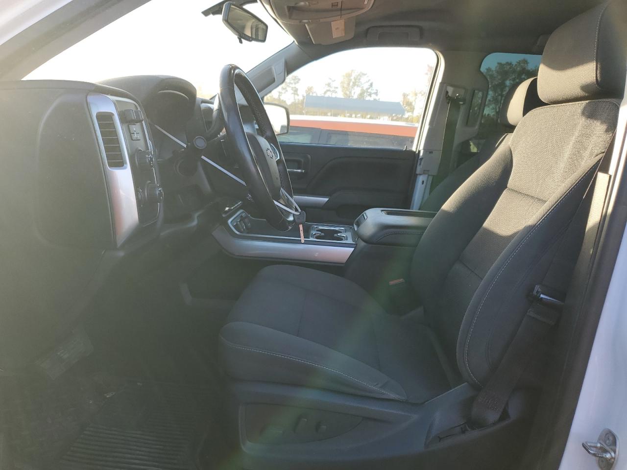 2018 Chevrolet Silverado VIN 3GCUKREC5JG192483 Copart auction photo, rear end damage thumbnail 7