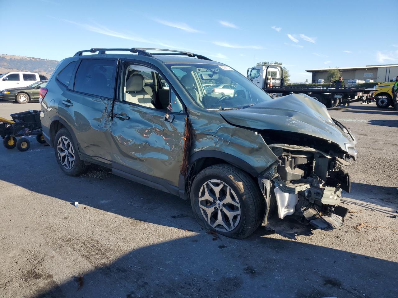 2021 Subaru Forester VIN JF2SKAJC7MH454255 Copart auction photo, front end / side damage thumbnail 4