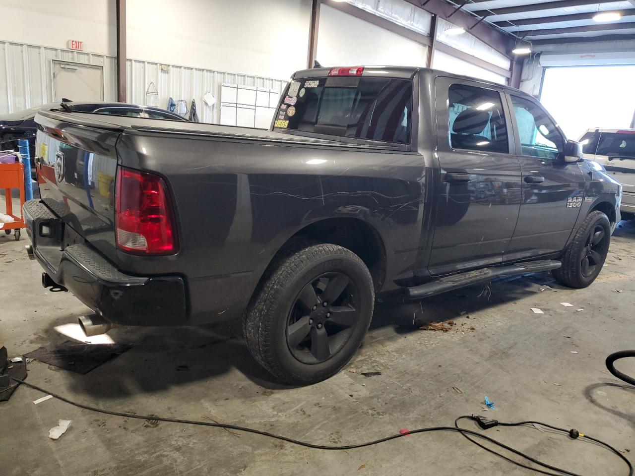 2015 RAM 1500 VIN 1C6RR6LT0FS640106 Copart auction photo, front end damage thumbnail 3