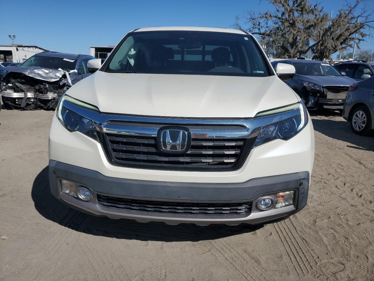 2019 Honda Ridgeline VIN 5FPYK3F70KB036270 Copart auction photo, rear end damage thumbnail 5