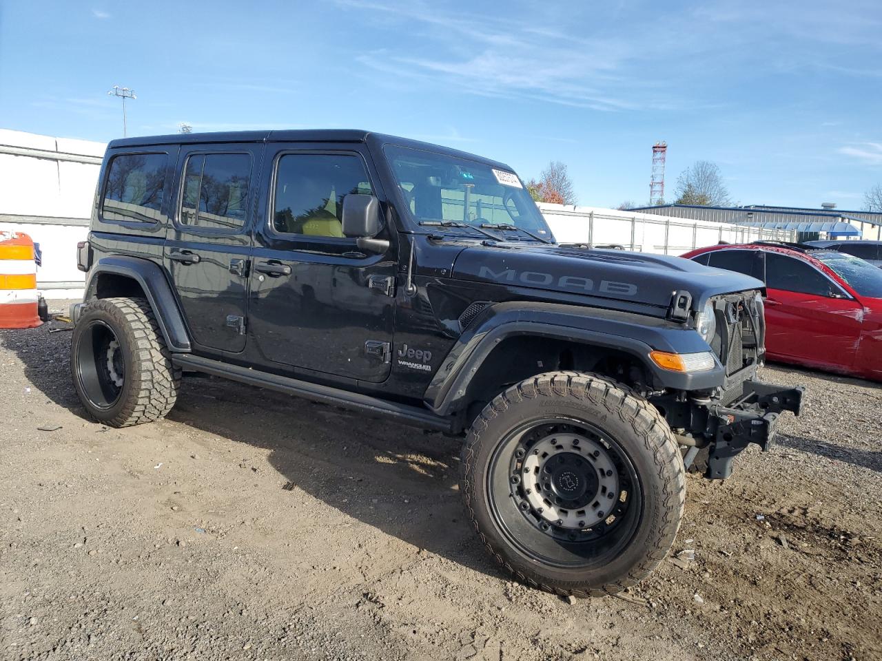 2019 Jeep Wrangler VIN 1C4HJXEG5KW588203 Copart auction photo, front end / minor dent/scratches damage thumbnail 4