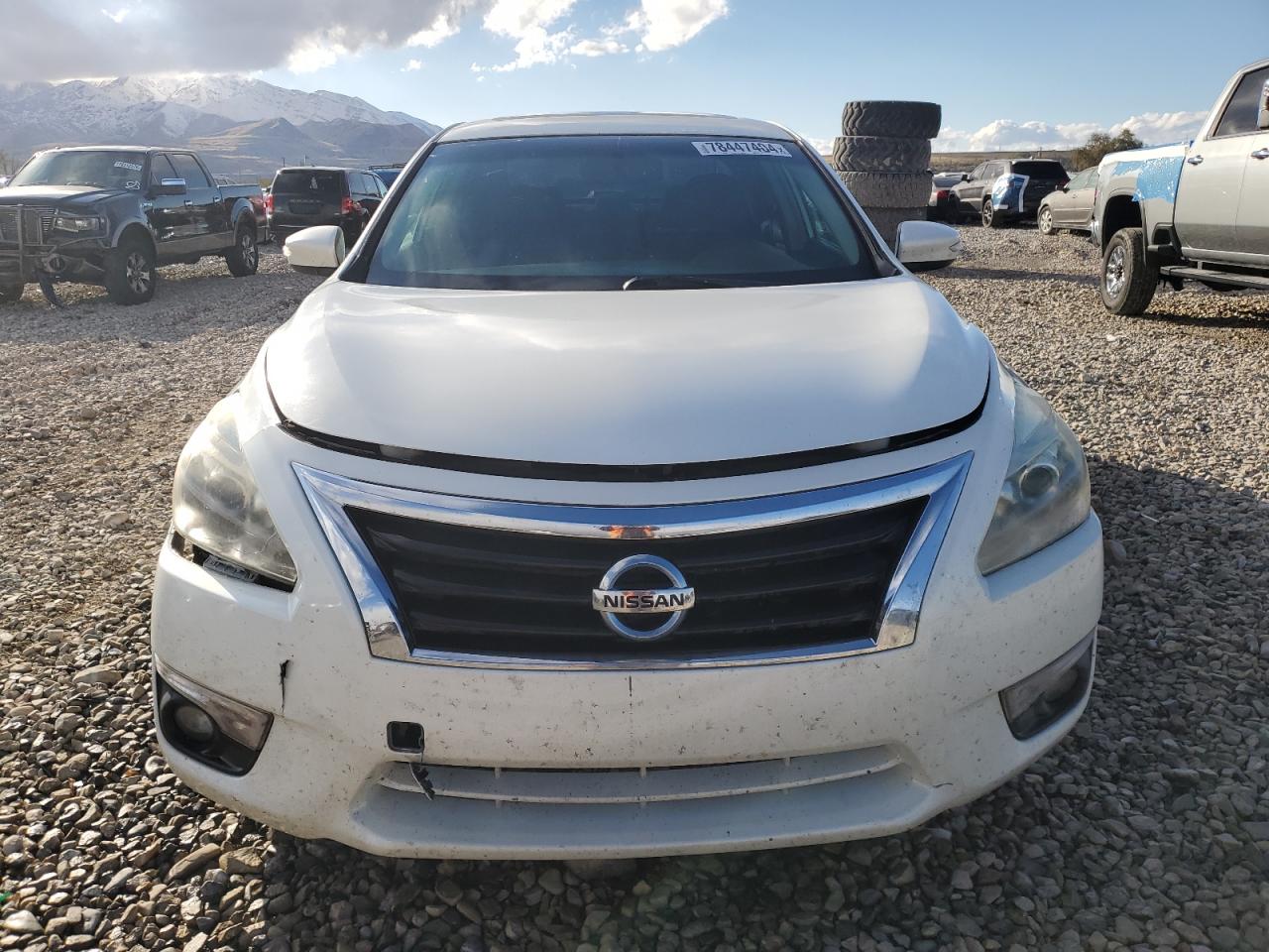2013 Nissan Altima VIN 1N4AL3AP2DN586093 Copart auction photo, front end damage thumbnail 5