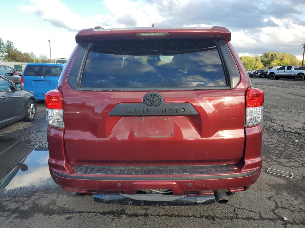 2011 Toyota 4Runner VIN JTEBU5JR1B5063875 Copart auction photo, front end / side damage thumbnail 6