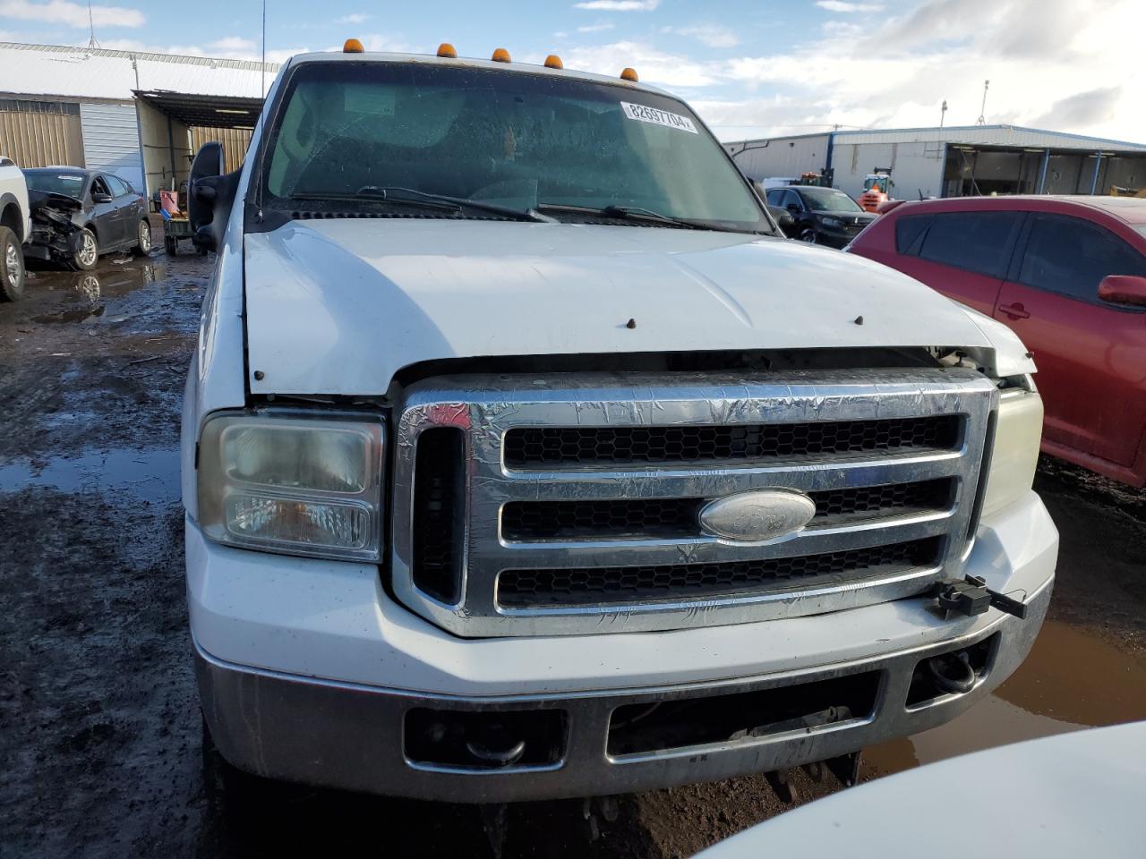 2006 Ford F250 VIN 1FTSX21P06EB35325 Copart auction photo, side / rear end damage thumbnail 5