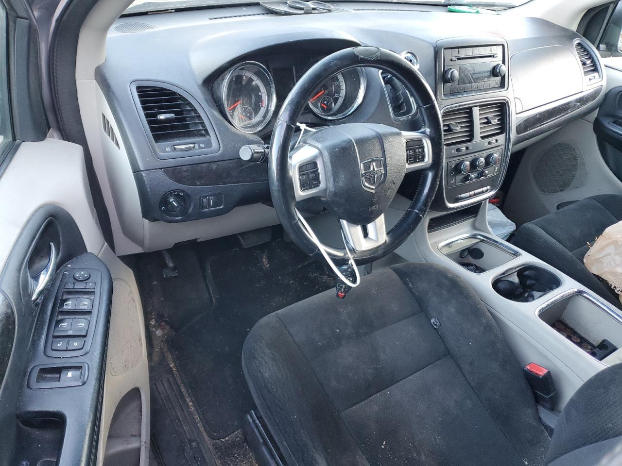 2016 Dodge Caravan VIN 2C4RDGCG3GR244786 Copart auction photo, minor dent/scratches damage thumbnail 8