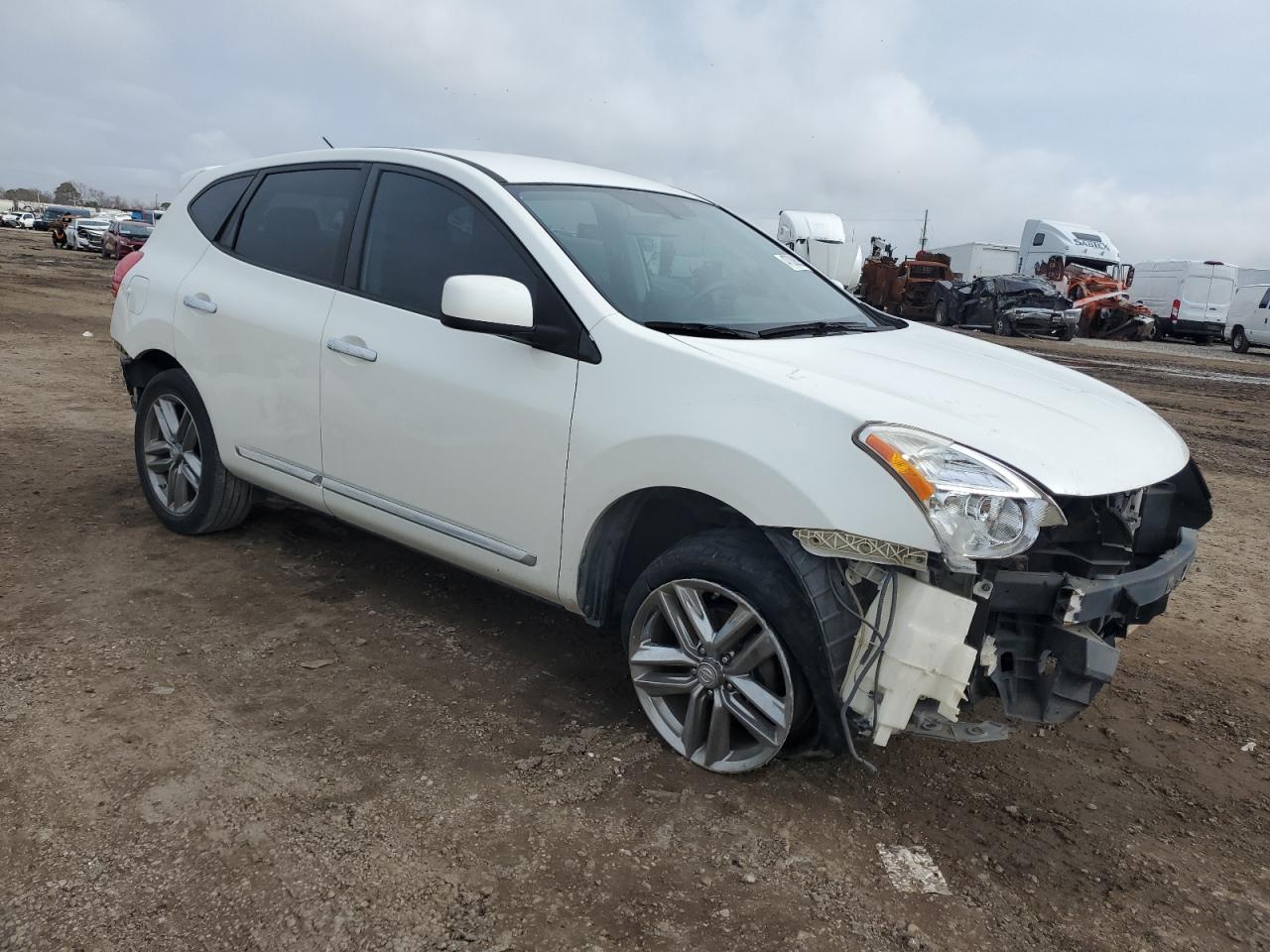 2011 Nissan Rogue VIN JN8AS5MV0BW263143 Copart auction photo, front end / rear end damage thumbnail 4
