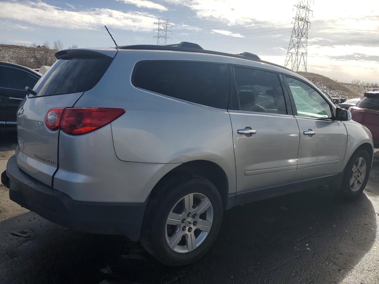 2012 Chevrolet Traverse VIN 1GNKVGED3CJ140662 Copart auction photo, front end / side damage thumbnail 3
