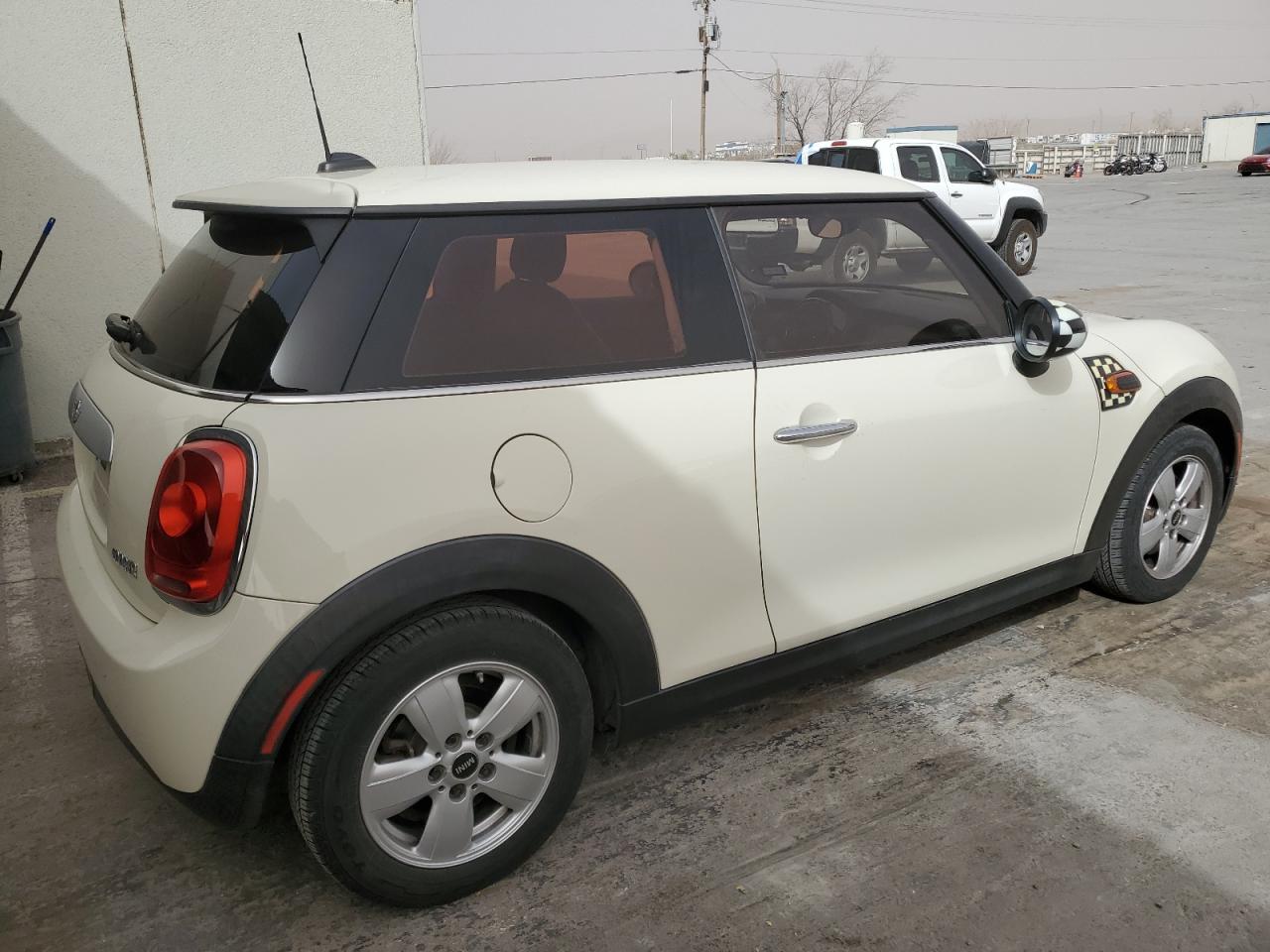2015 MINI Cooper VIN WMWXM5C57FT973212 Copart auction photo, front end damage thumbnail 3