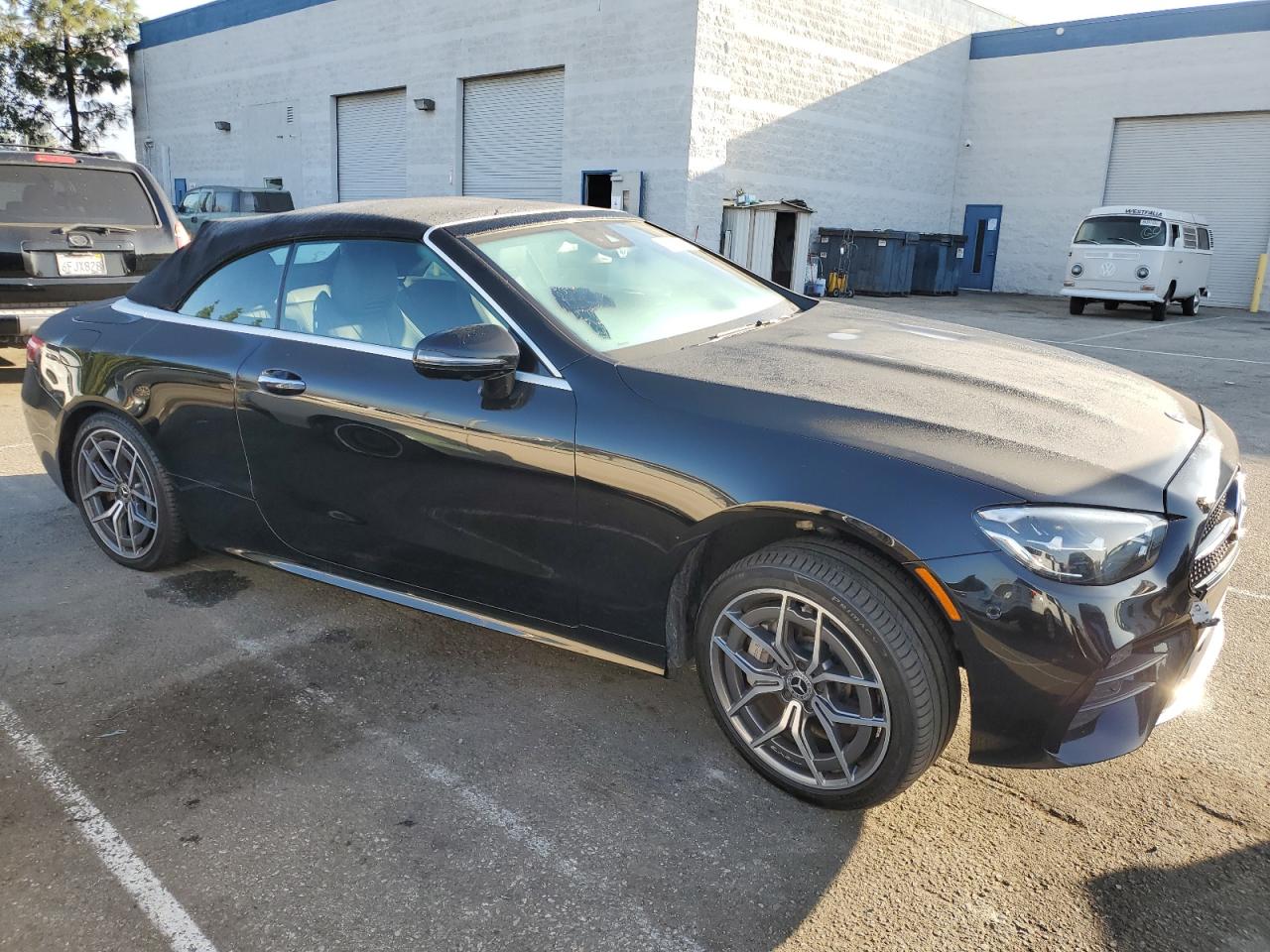 2021 Mercedes-Benz E-klasse VIN W1K1K5JB4MF159267 Copart auction photo, front end / side damage thumbnail 4