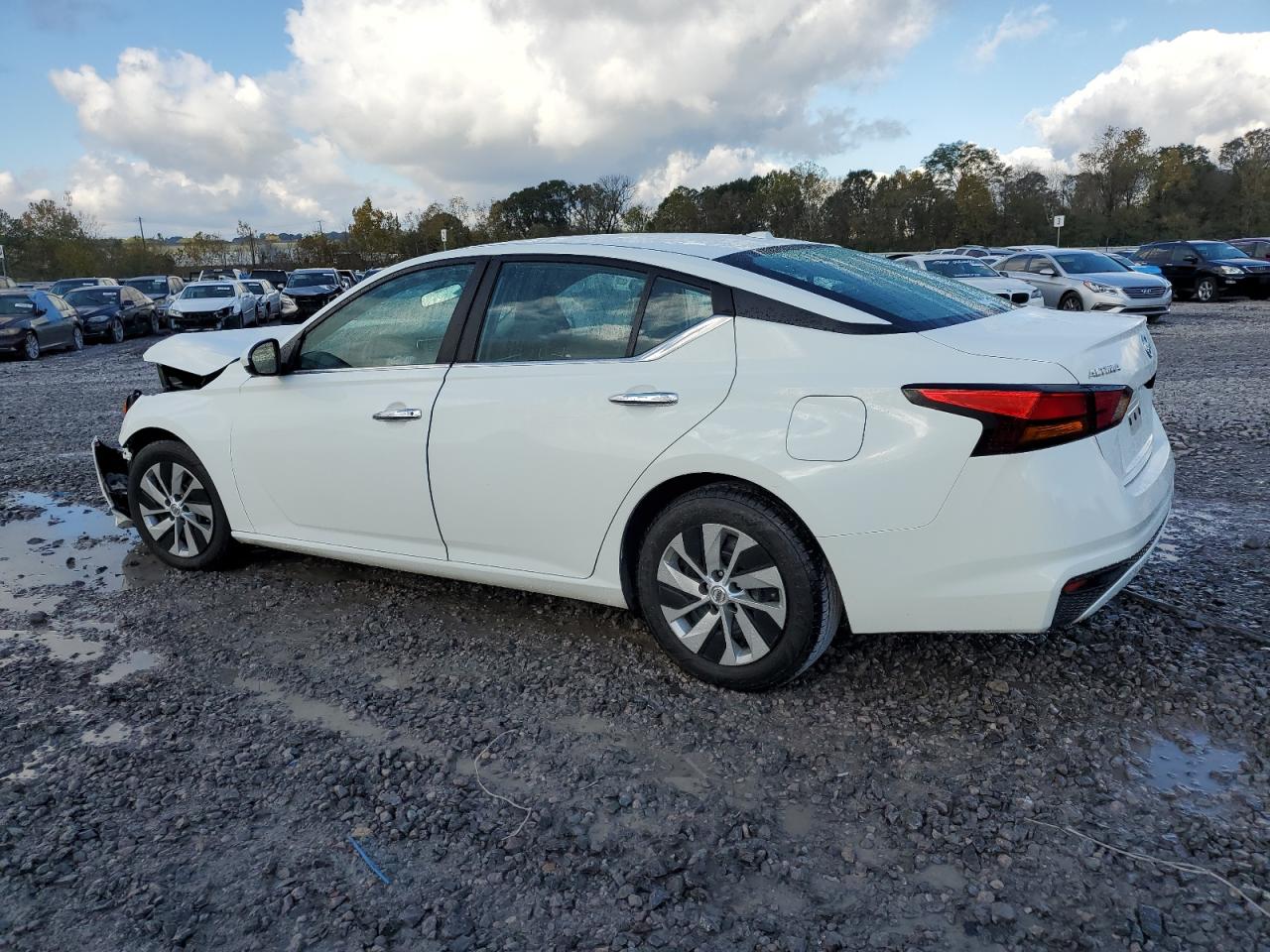 2020 Nissan Altima VIN 1N4BL4BV5LC256143 Copart auction photo, front end damage thumbnail 2