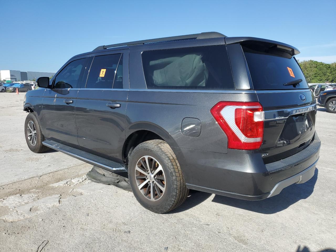 2019 Ford Expedition VIN 1FMJK1HT5KEA21544 Copart auction photo, front end damage thumbnail 2