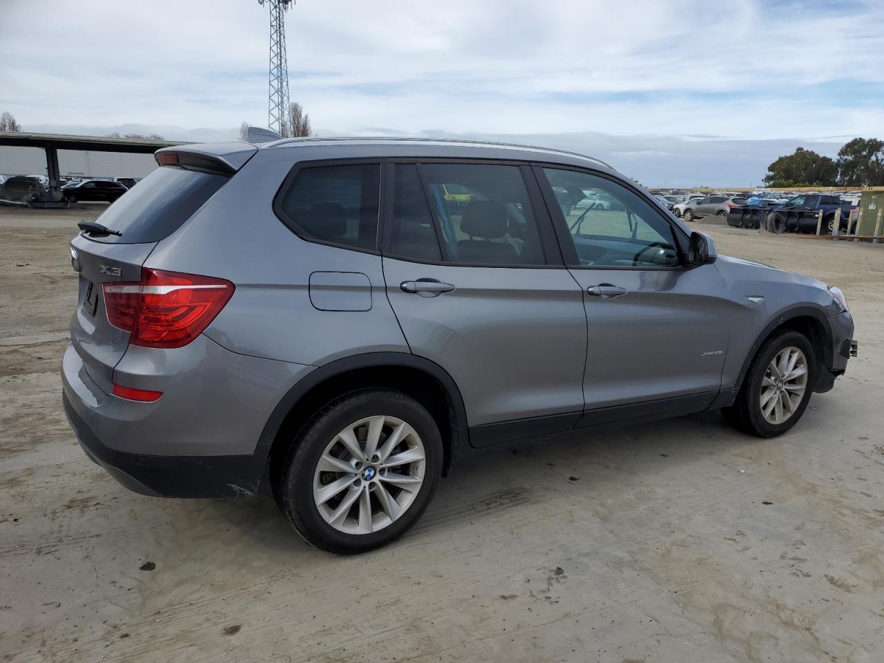 2017 BMW X3 VIN 5UXWX9C58H0T10635 Copart auction photo, front end / side damage thumbnail 3