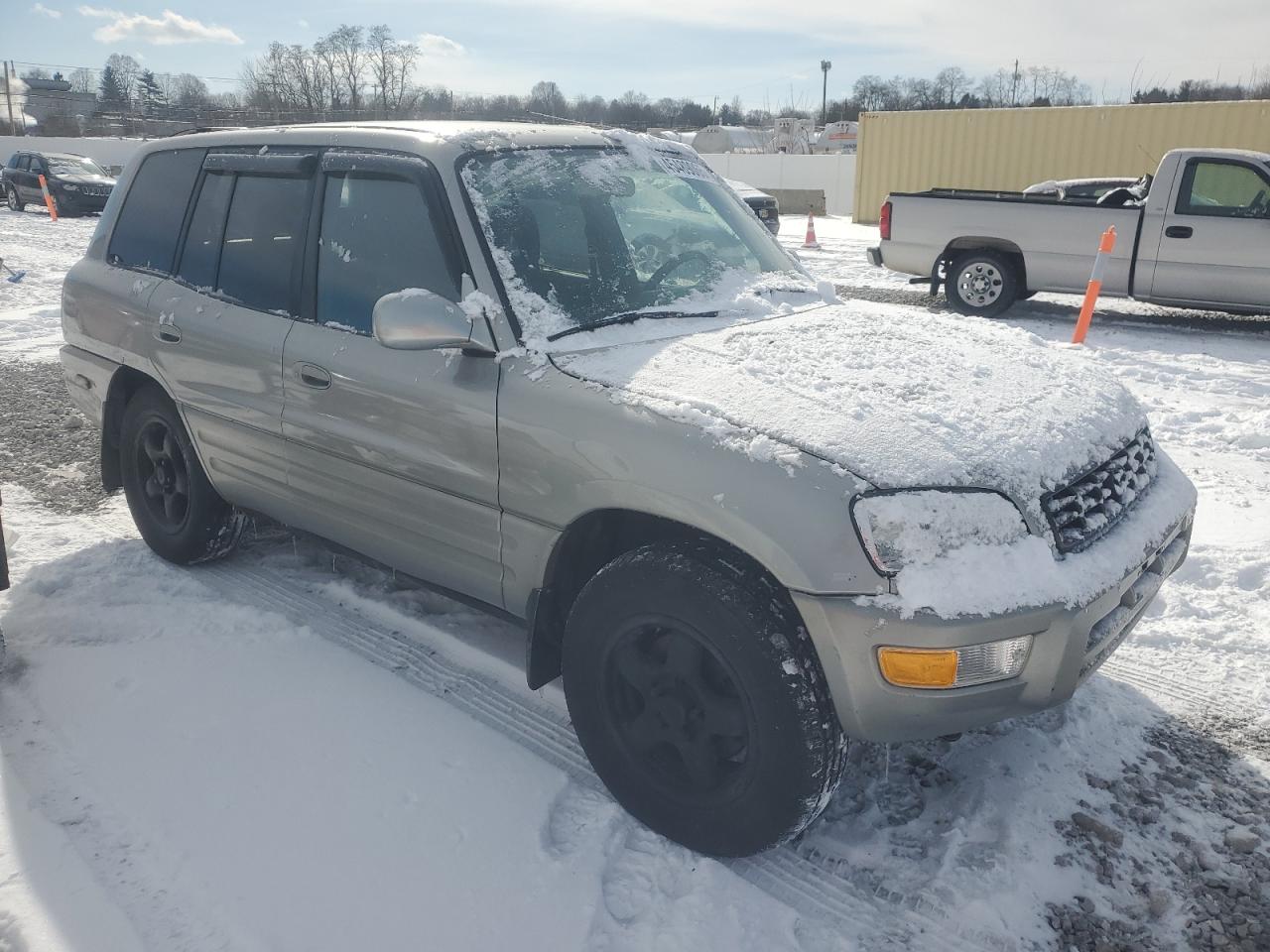 2000 Toyota RAV 4 VIN JT3HP10V3Y7161773 Copart auction photo, mechanical damage thumbnail 4