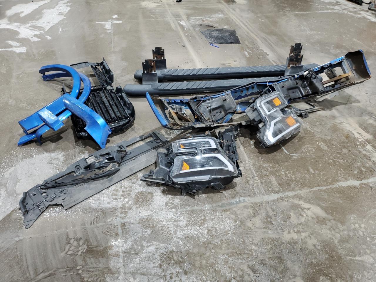 2016 Ford F-150 VIN 1FTFX1EF2GFC27898 Copart auction photo, front end damage thumbnail 12