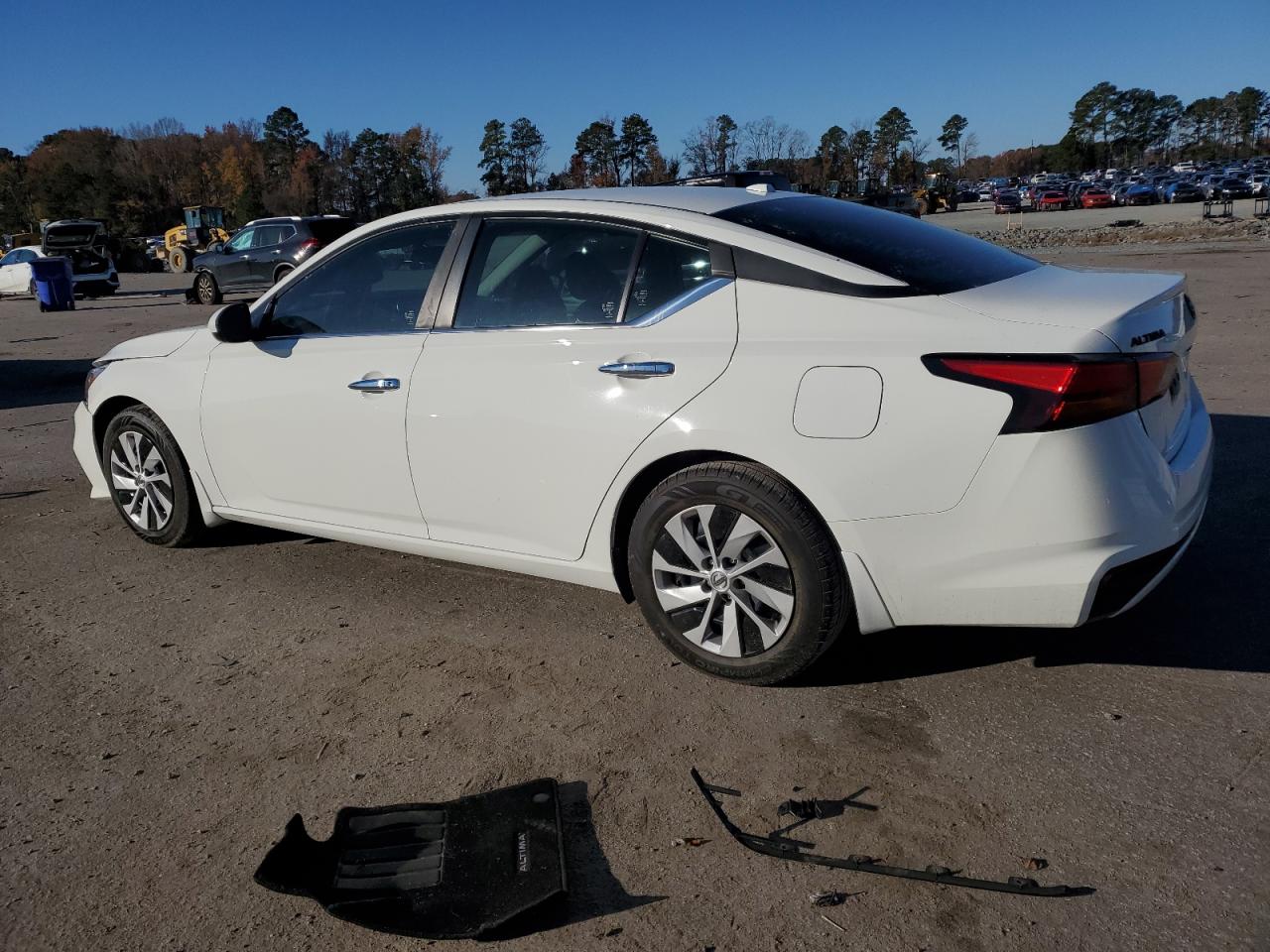 2019 Nissan Altima VIN 1N4BL4BV9KC105479 Copart auction photo, front end damage thumbnail 2