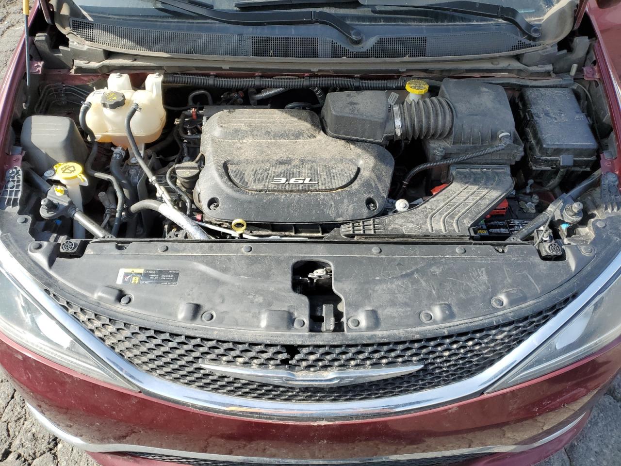 2018 Chrysler Pacifica VIN 2C4RC1BG8JR120067 Copart auction photo, side damage thumbnail 12