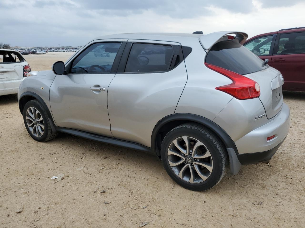 2011 Nissan Juke VIN JN8AF5MV7BT018670 Copart auction photo, hail damage thumbnail 2