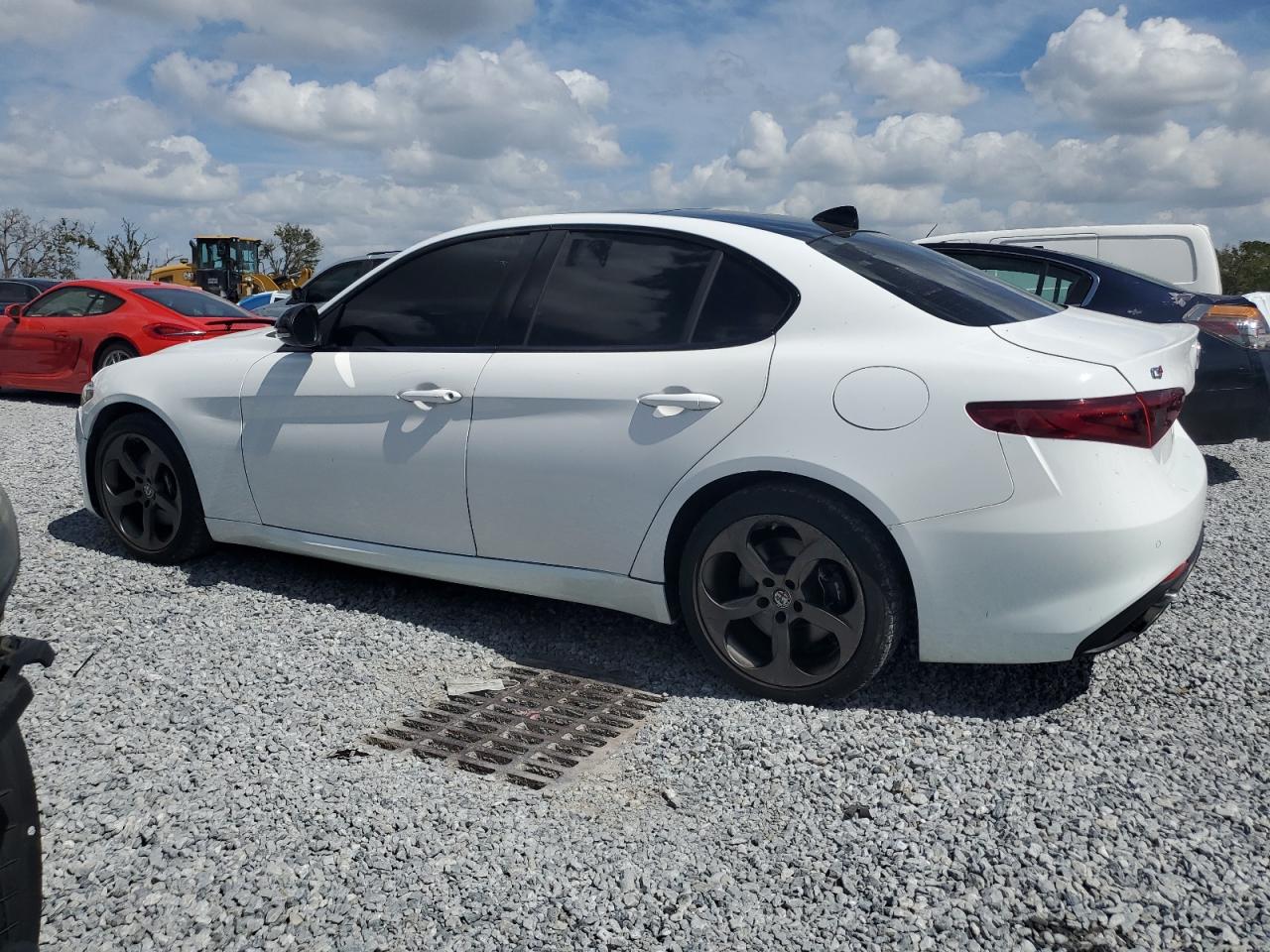 2017 Alfa Romeo Giulia VIN ZARFAEDNXH7538014 Copart auction photo, front end damage thumbnail 2
